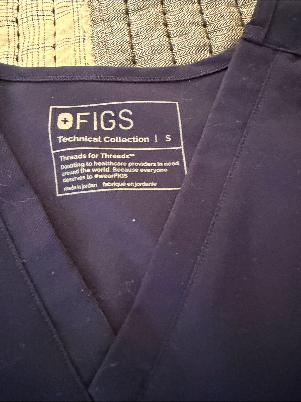 FIGS women’s navy blue